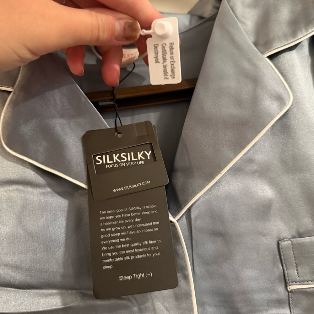 SilkSilky Pajamas - Picture 2 of 2